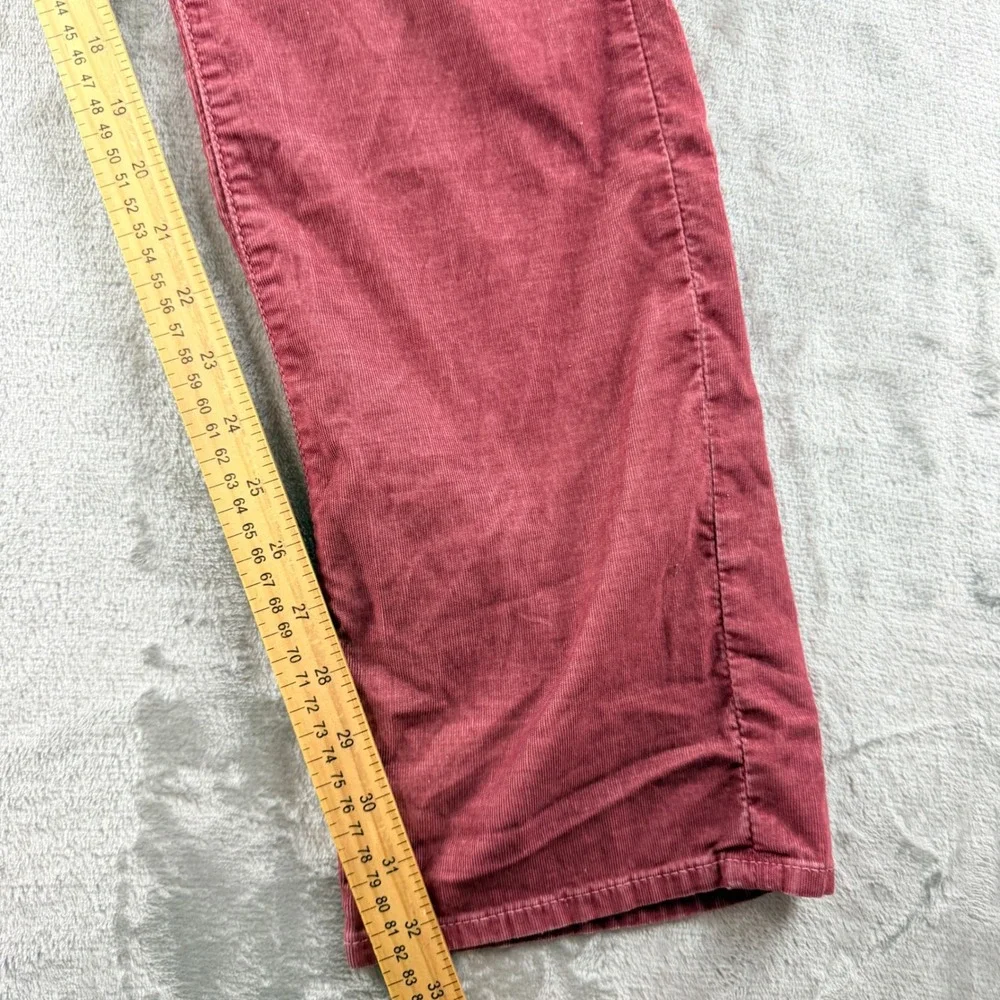True Religion Bobby Men's Size 30 Burgundy Corduroy Straight Leg Pants MCBP31V08